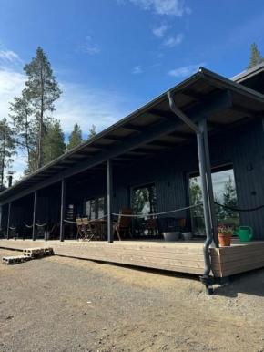 Loma-asunto järven rannalla Joensuu